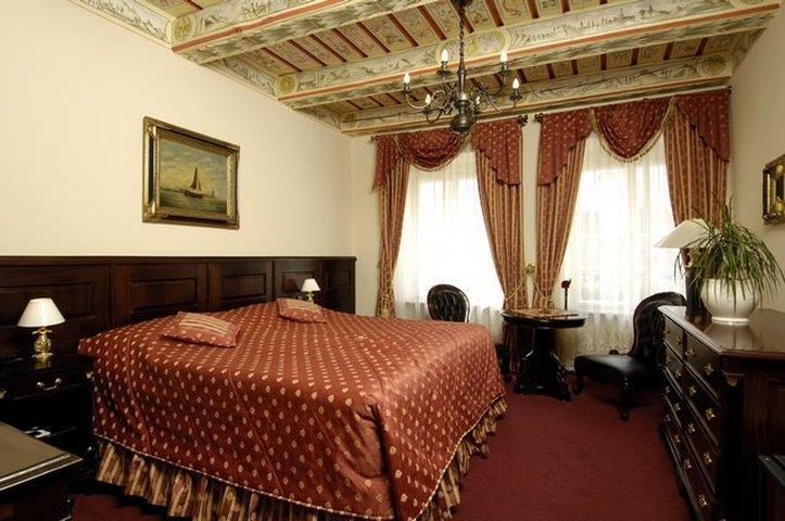 U Zlatého Stromu Hotel 4*