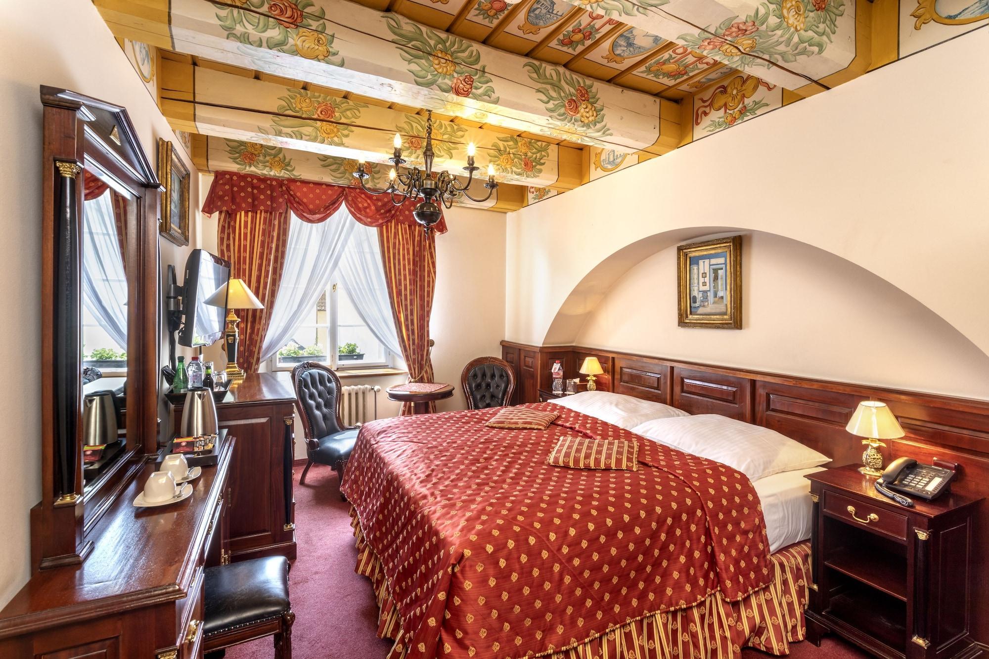 U Zlatého Stromu Hotel 4*