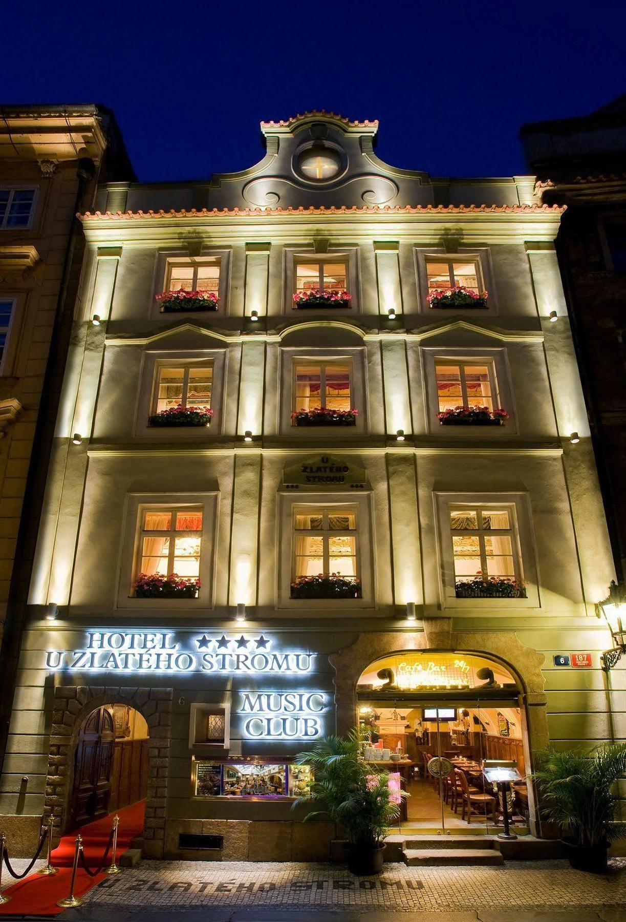 U Zlatého Stromu Hotel